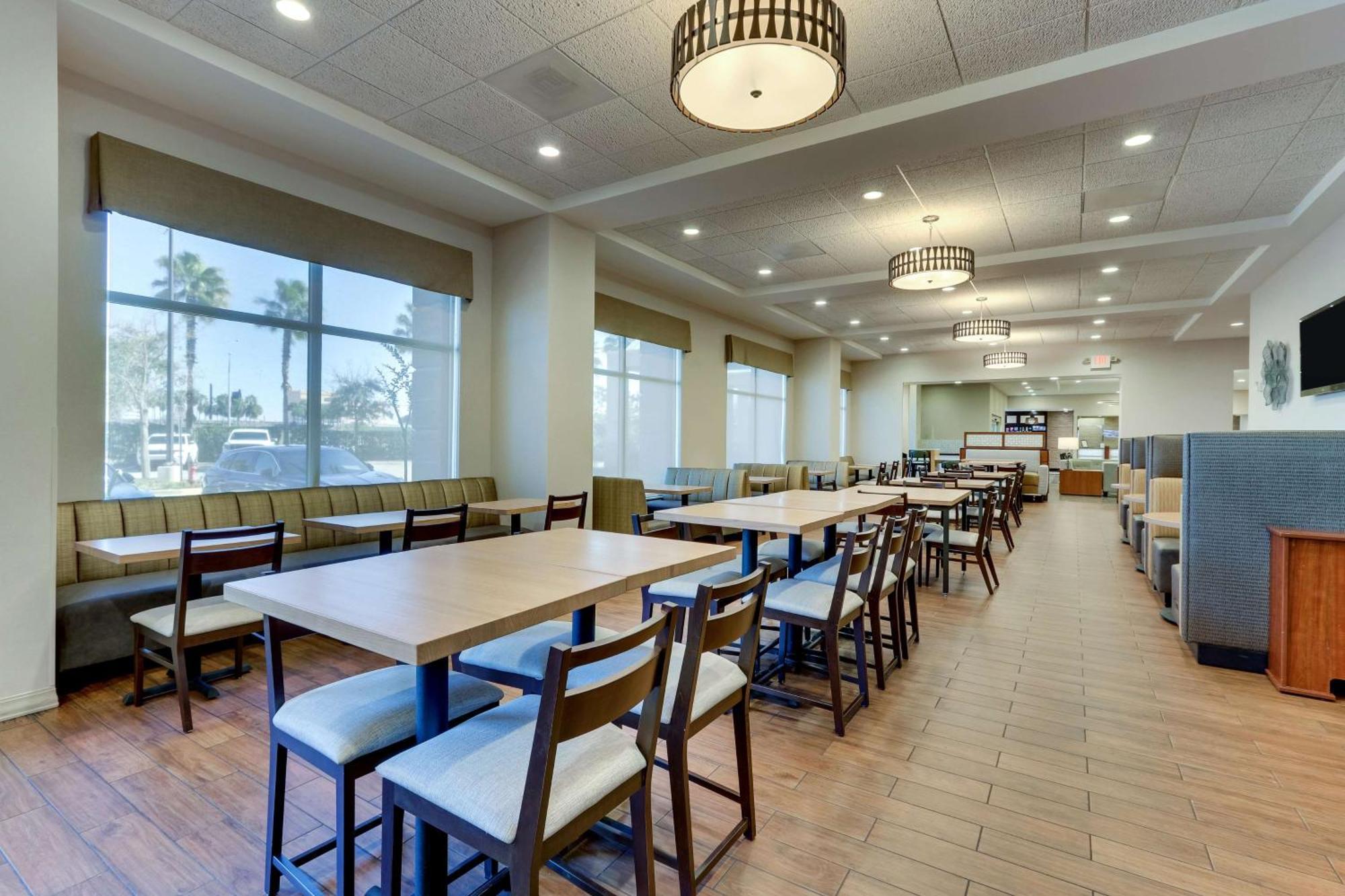 Drury Inn & Suites Orlando Near Universal Orlando Resort Exteriér fotografie